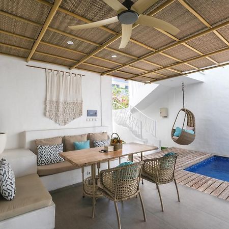 Lavana Villa Jimbaran ウルワツ エクステリア 写真